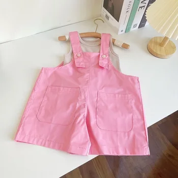 Детский костюм в корейском стиле 2023 года, летний новый костюм для девочек, милые розовые шорты на бретельках и жилет без рукавов, модный комплект из двух предметов